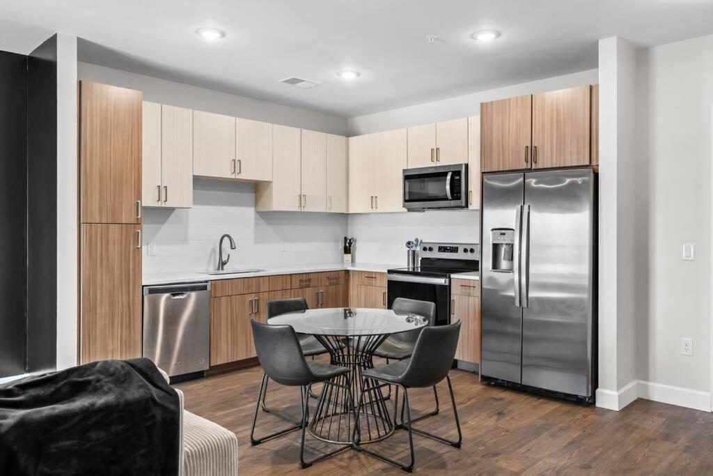 The Hollywood Suite The Gulch Nashville Bagian luar foto