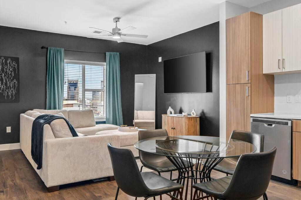 The Hollywood Suite The Gulch Nashville Bagian luar foto